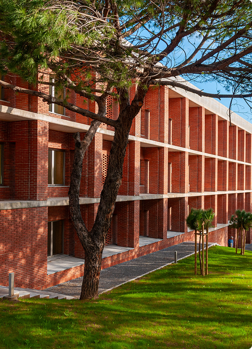 Photo of Building 4 of Iscte